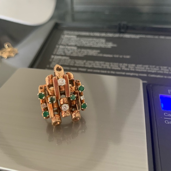 Emerald/ Diamond ring - Picture 4 of 4